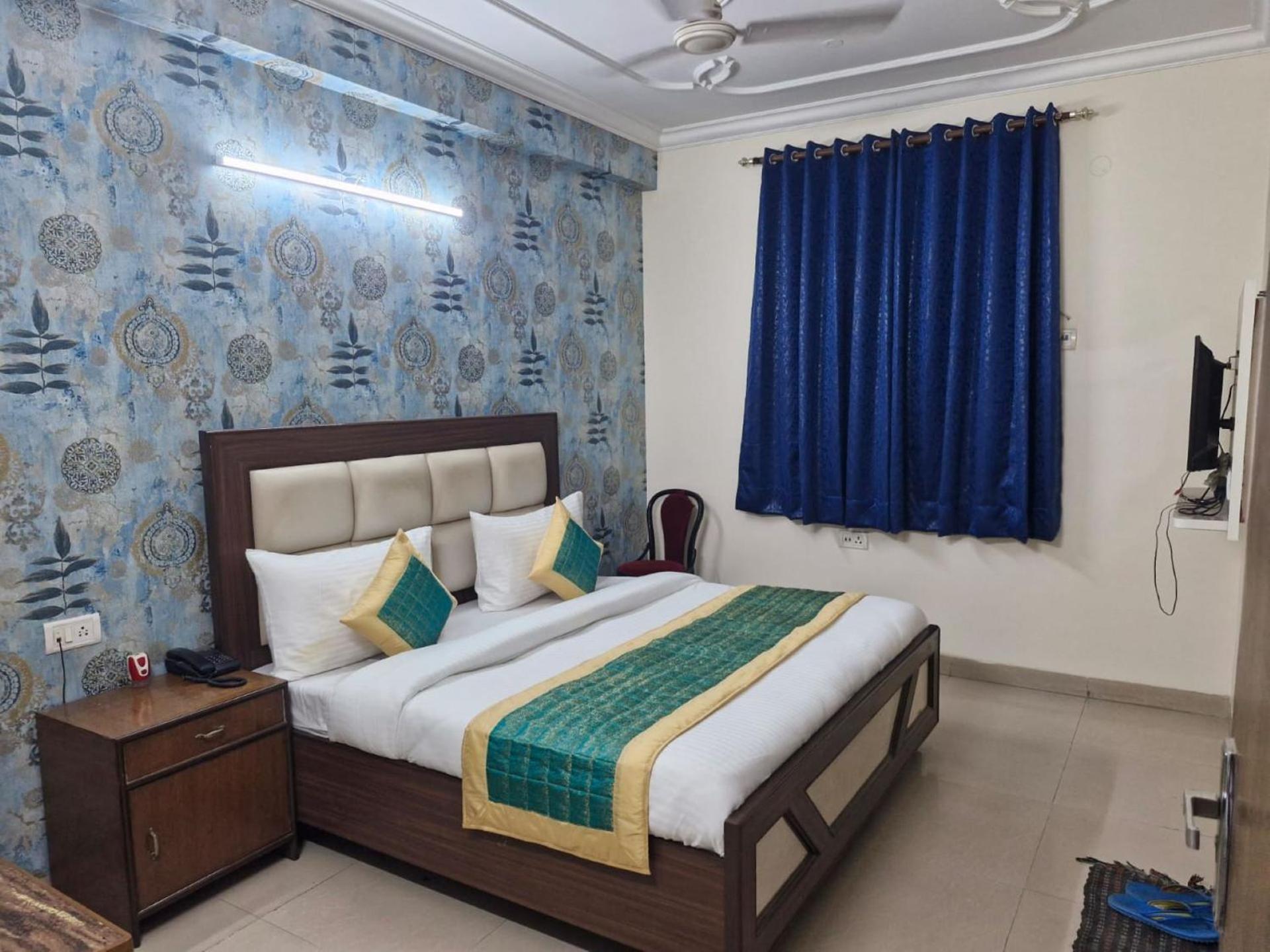 Airport Hotel Mayank Residency Nueva Delhi Exterior foto