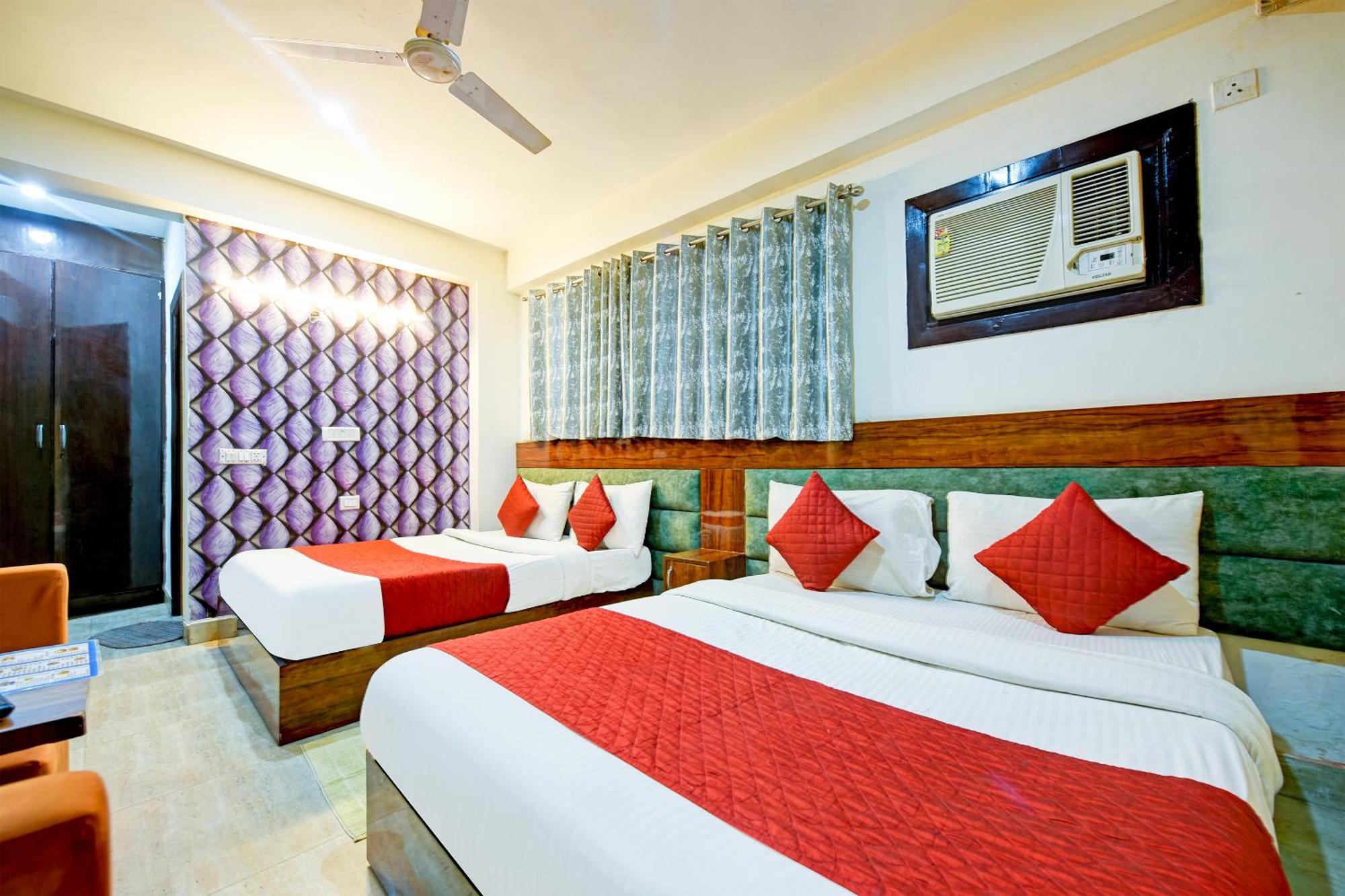 Airport Hotel Mayank Residency Nueva Delhi Exterior foto
